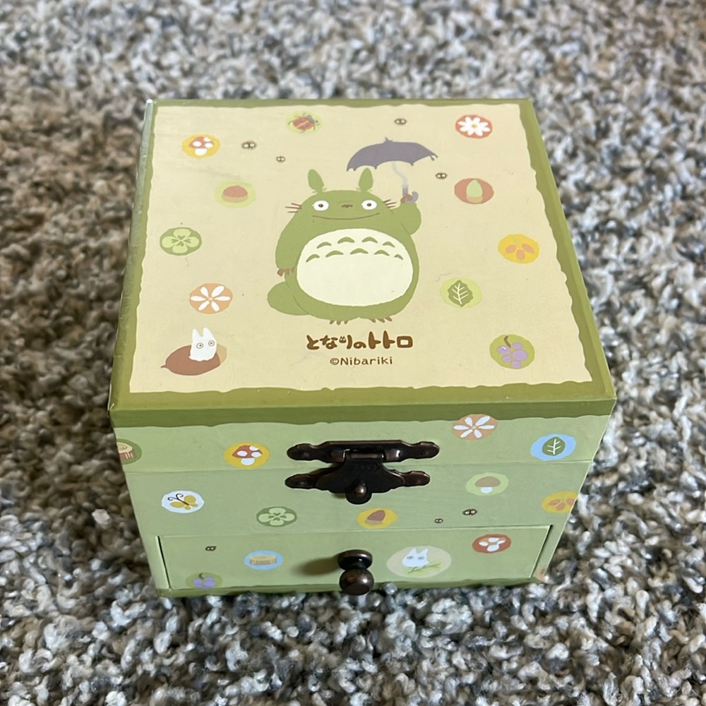Totoro music box